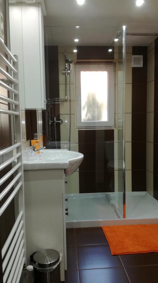 Keri Vendeghaz Apartment Mosonmagyarovar Ngoại thất bức ảnh