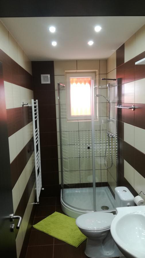 Keri Vendeghaz Apartment Mosonmagyarovar Ngoại thất bức ảnh