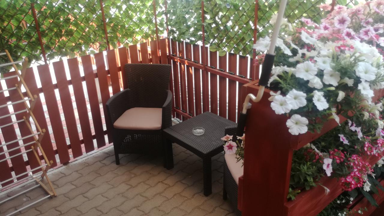 Keri Vendeghaz Apartment Mosonmagyarovar Ngoại thất bức ảnh